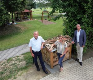 im Garten der Kinderkrippe Flöcking (Ludersdorf-Wilfersdorf)