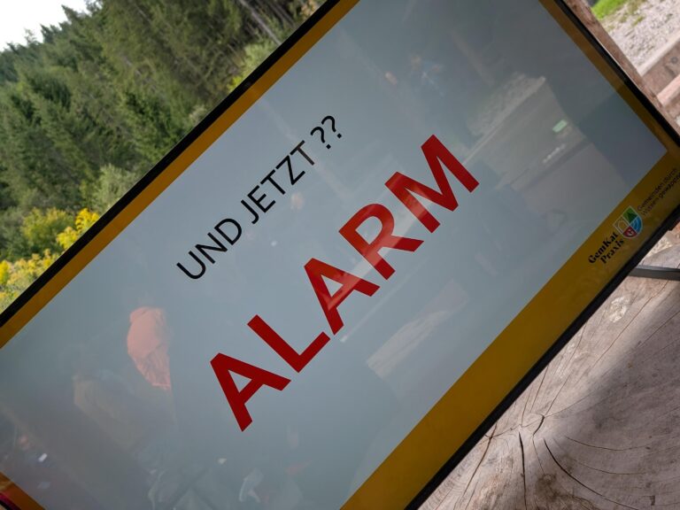 Schild - Alarm
